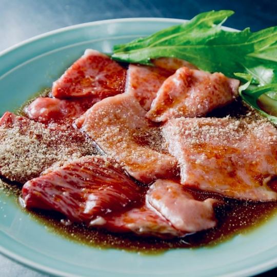 厳選和牛や上質国産牛の焼肉、てっちゃん鍋などの韓国鍋と、各種ご用意♪