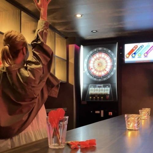 Darts. Karaoke. Shisha