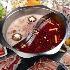 We offer an all-you-can-eat course where you can enjoy hot pot to your heart's content.