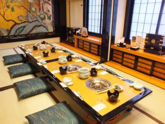 A tatami room for 8 people.The seat is perfect for a lunchtime banquet.I am pleased with family celebrations and company entertainment.