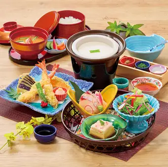 和み御膳　【8品】　2178円(税込)