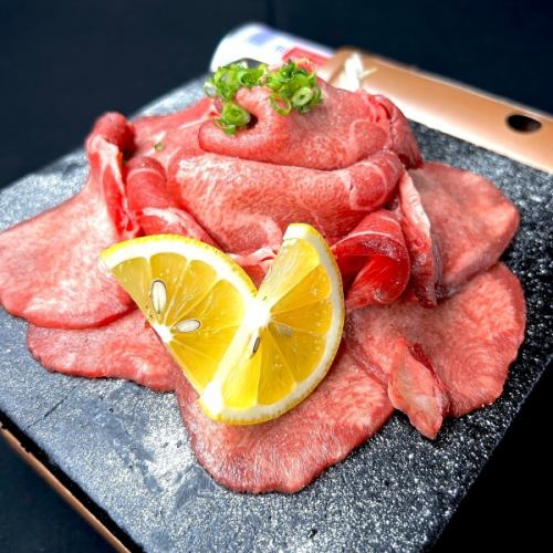 和牛タン溶岩焼き
