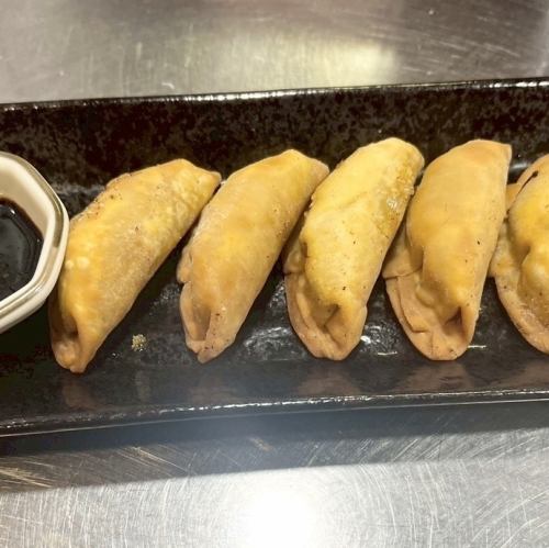 馬肉揚げ餃子