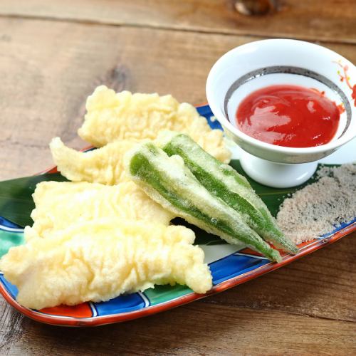 Chicken fillet and okra tempura