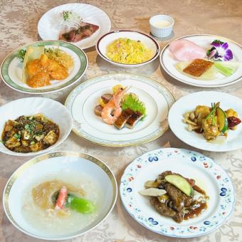 从6月1日起，Kouka的推荐套餐（仅限烹饪）为每人11,000日元，可供2人或以上享用。