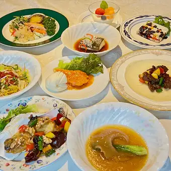 【接待・特別宴会に】フカヒレ姿煮付き個室☆2時間飲み放題付(税込）11,000円　　3名様より個盛