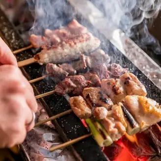 Charcoal-grilled yakitori is cost-effective Hanamaru ◎ Don't miss the all-you-can-eat course!