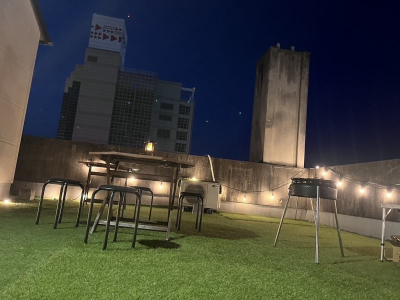 【屋上貸切】1日1組限定の特別なBBQを♪【120分飲み放題付き屋上ビアガーデンBBQプラン】期間限定で屋上ビアガーデンBBQプランをご用意！開放感あふれる屋上でキンキンのビールをお楽しみください！1日1組限定！