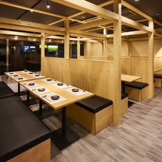 This venue can accommodate a wide range of occasions, from special occasion celebrations to casual gatherings.There is ample space and a relaxing atmosphere with a Japanese feel, making for a comfortable stay.Enjoy a memorable and enjoyable time while savoring seasonal cuisine and a selection of alcoholic beverages.We value hospitality and welcome you with attentive service.