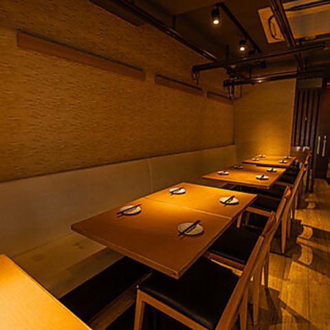 我们的日式座位可容纳 2 至 150 人。