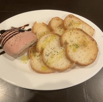 鶏白レバーのムース