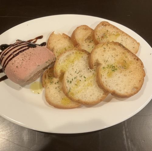 鶏白レバーのムース