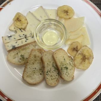 チーズの盛り合わせ