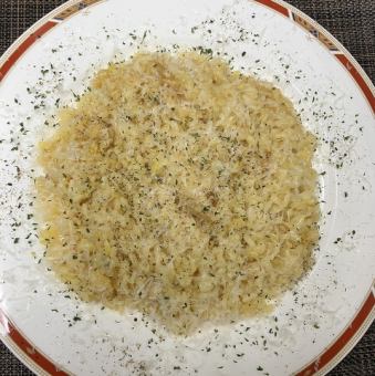 ムール貝の白ワイン蒸しの残ったスープでリゾット