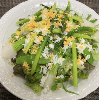 春野菜のミモザサラダ