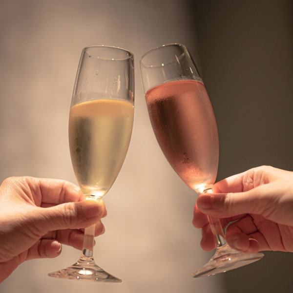 セット料金と併せてご利用できるリーズナブルなオプション！【2時間アルコール飲み放題】1200円(税込)
