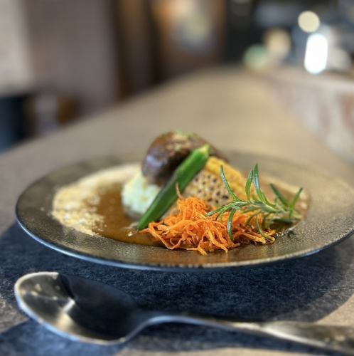 焼肉屋直伝の特製カレー