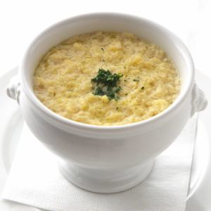 Roman garlic soup