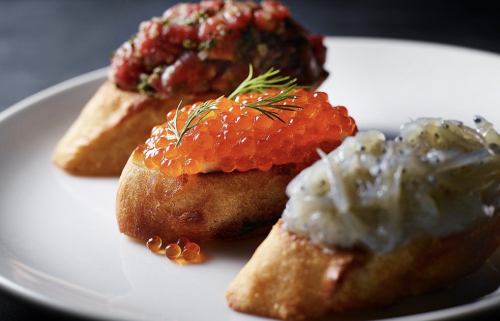 和牛イチボのカルパッチョ　グラナパダーノチーズ