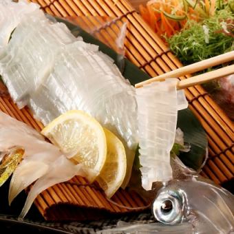 【接待や会食に！】北海道産の海鮮が満載！豪快10品＜150分飲み放題＞イカの姿造りコース5500円