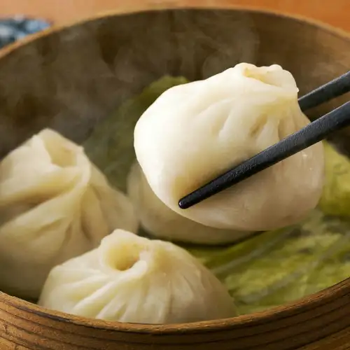 小籠包(3個)/焼売(4個)