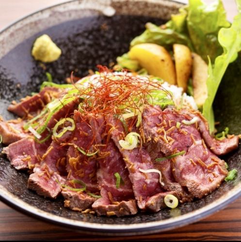 Honma wants you to eat it for 1,980 yen!! Kuroge Wagyu beef rare steak rice bowl
