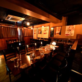 It can be used for up to 100 people for private use! Please use it for a banquet with a large number of people! If you are concerned about other people's eyes, we recommend you to use a charter.We also offer a course with an all-you-can-drink bar!