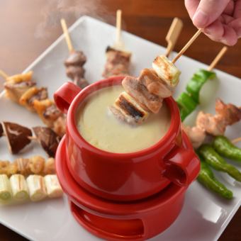 [3 hours all-you-can-drink included] All-you-can-eat course of 36 dishes including yakitori cheese fondue [2880 yen excluding tax/3168 yen including tax]