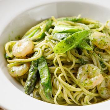Shrimp and Asparagus Genovese Pasta