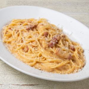 豐富！Carbonara 義大利麵