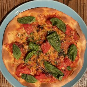 Fruit Tomato and Basil Margherita Pizza