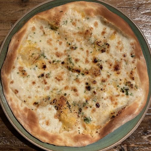 6种融化奶酪的脆皮披萨