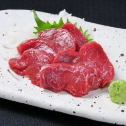 Red horse meat sashimi delivered directly from Kumamoto