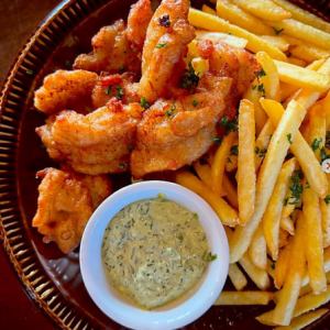 듬뿍 소스의 피쉬 & 칩스