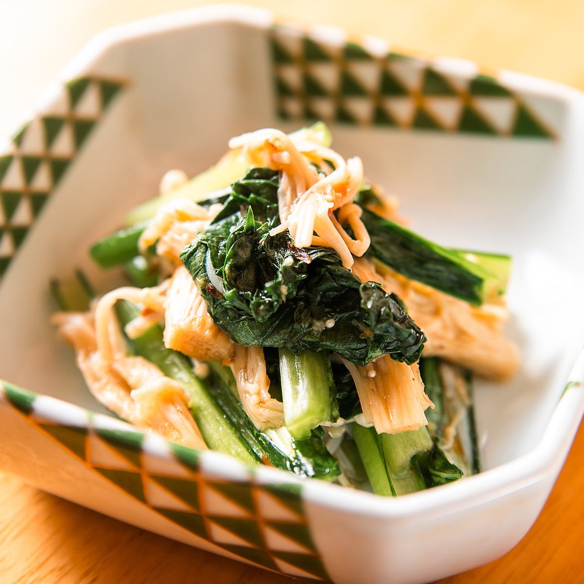Enjoy a variety of dishes made with seasonal vegetables.