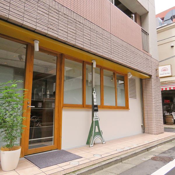 [Access] 1 minute walk from Tsukiji Station/Shintomicho Station♪ Excellent access from the station! Easy to get to after work and the location is easy to understand, so it is popular even for first-timers.If you pass by the store, please feel free to drop by! We prepare delicious food and sake, and all the staff are waiting for you!