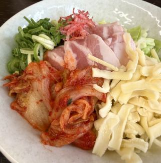 豚キムチチーズ