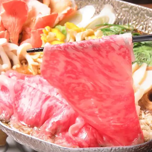 食べ放題A4A5黒毛和牛◆赤身＆国産ポーク◆新鮮野菜とキノコ《すき焼きorしゃぶ》3,980円90分