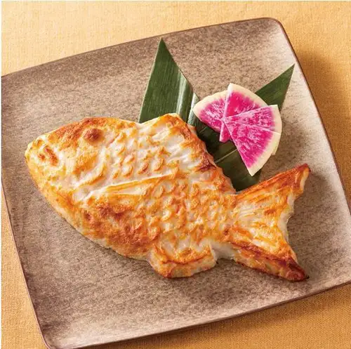 ゑびす様の“めで鯛”大判かまぼこ