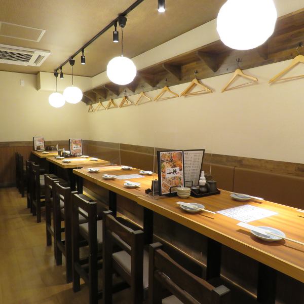 [A maximum of 22 people can be seated!] The restaurant has a very calm atmosphere and you can spend your time comfortably! It is also ideal for various banquets such as company drinks and welcome and farewell parties ♪ There are various types of food and sake There is no doubt that you will be very satisfied! Please use it ☆ <Okachimachi / Ueno / Yakitori / Meat / Local chicken / Skewers / Izakaya / Banquet / Seafood / Sake / Beer / Banquet / Pot / Entertainment>