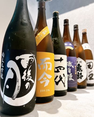雨後の月を始め数々の銘酒を揃えています。