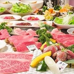 生タン塩・黒毛和牛特選部位2種・ホルモン盛りなど全13品【道盛コース 寿】5280円満足コース！