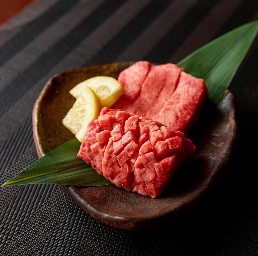 最高級の和牛を使用しています◎お肉の種類も充実しています！