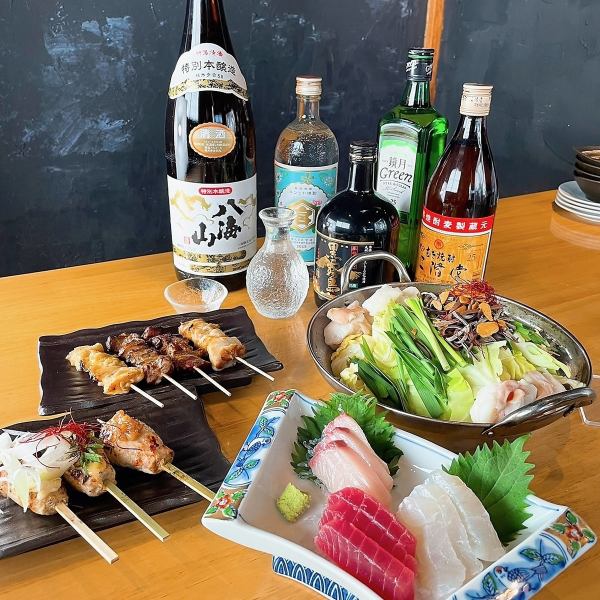 【宴会シーズンに！】名物の「もつ鍋」ほか、鮮度が自慢の「やきとり」含めた飲み放題付きコース各種