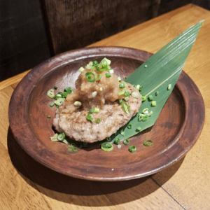磨碎的李子肉丸