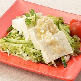 豆腐沙拉蔥鹽醬