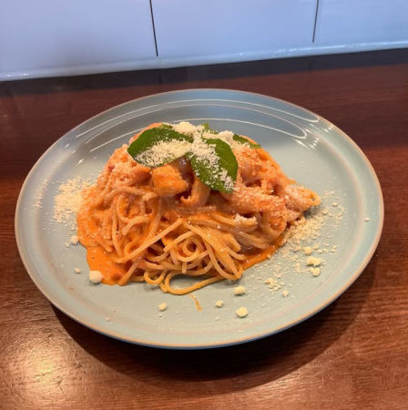 モッツァレラチーズのトマトバジルスパゲッティ