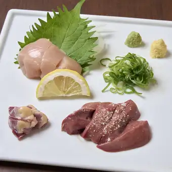 大山鶏のお造り盛り合わせ