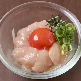大山鶏のユッケ