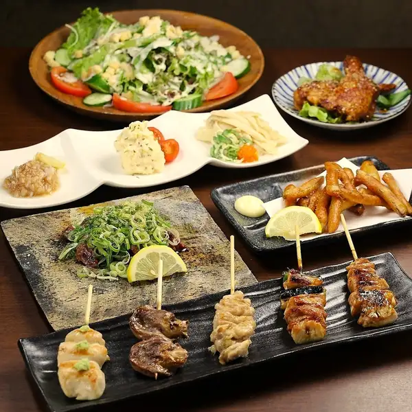 【宴会にはこれ!飲み放題付き】朝挽き鶏コース 6500円(税込)クーポン利用で6000円に♪
